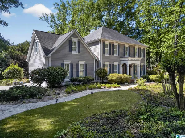 $450,000 | 2 Woodside Place, Anniston, AL 36207