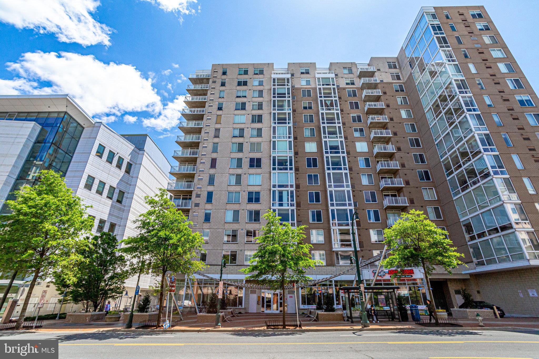 930 Wayne Avenue, Unit 1111 Silver Spring, MD 20910 - Photo 4 of 33 Gallery Image 4