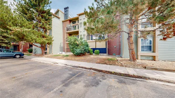 $184,300 | 4899 South Dudley Street, Unit 11A, Littleton, CO 80123