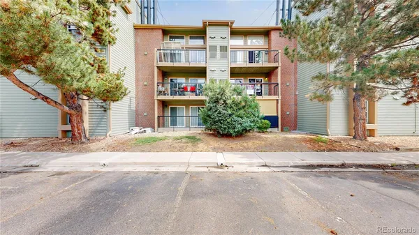 $184,300 | 4899 South Dudley Street, Unit 11A, Littleton, CO 80123