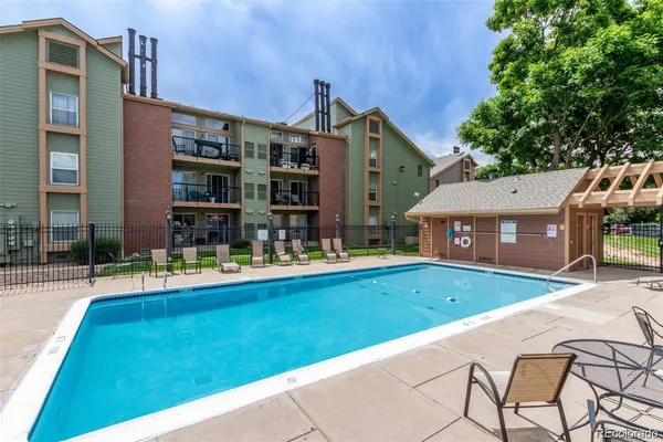 $184,300 | 4899 South Dudley Street, Unit 11A, Littleton, CO 80123