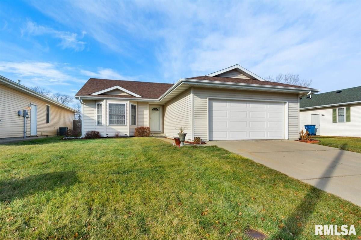 925 Knoll Pointe Place Springfield, IL 62703 - Photo 3 of 41 Gallery Image 3