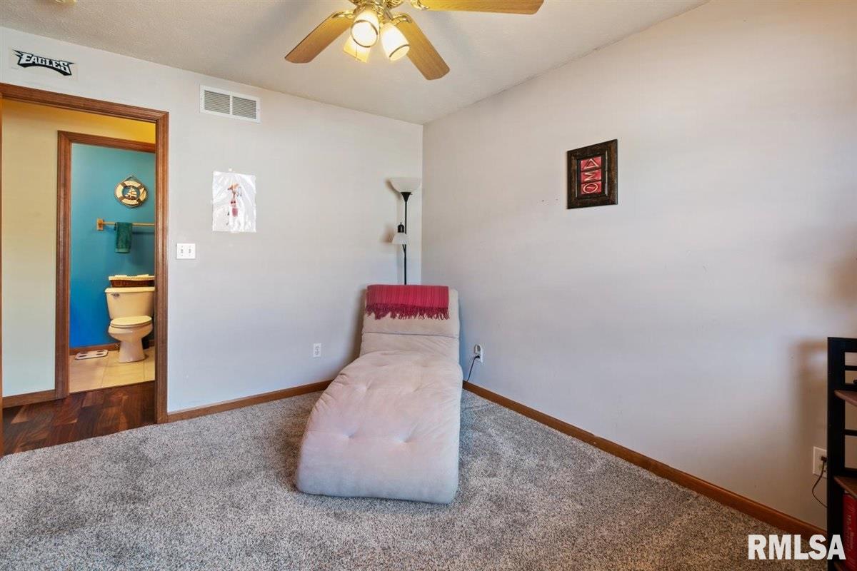 925 Knoll Pointe Place Springfield, IL 62703 - Photo 31 of 41 Gallery Image 31