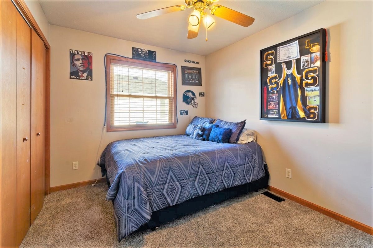 925 Knoll Pointe Place Springfield, IL 62703 - Photo 34 of 41 Gallery Image 34