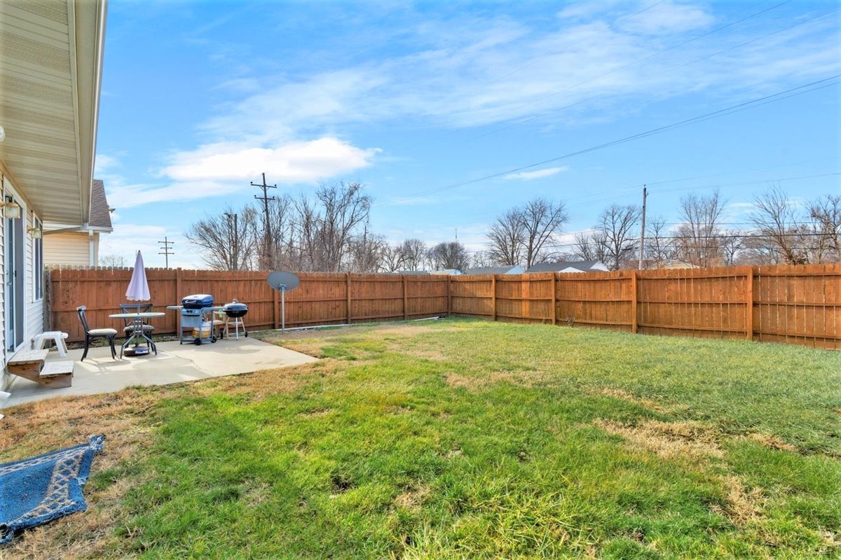 925 Knoll Pointe Place Springfield, IL 62703 - Photo 39 of 41 Gallery Image 39