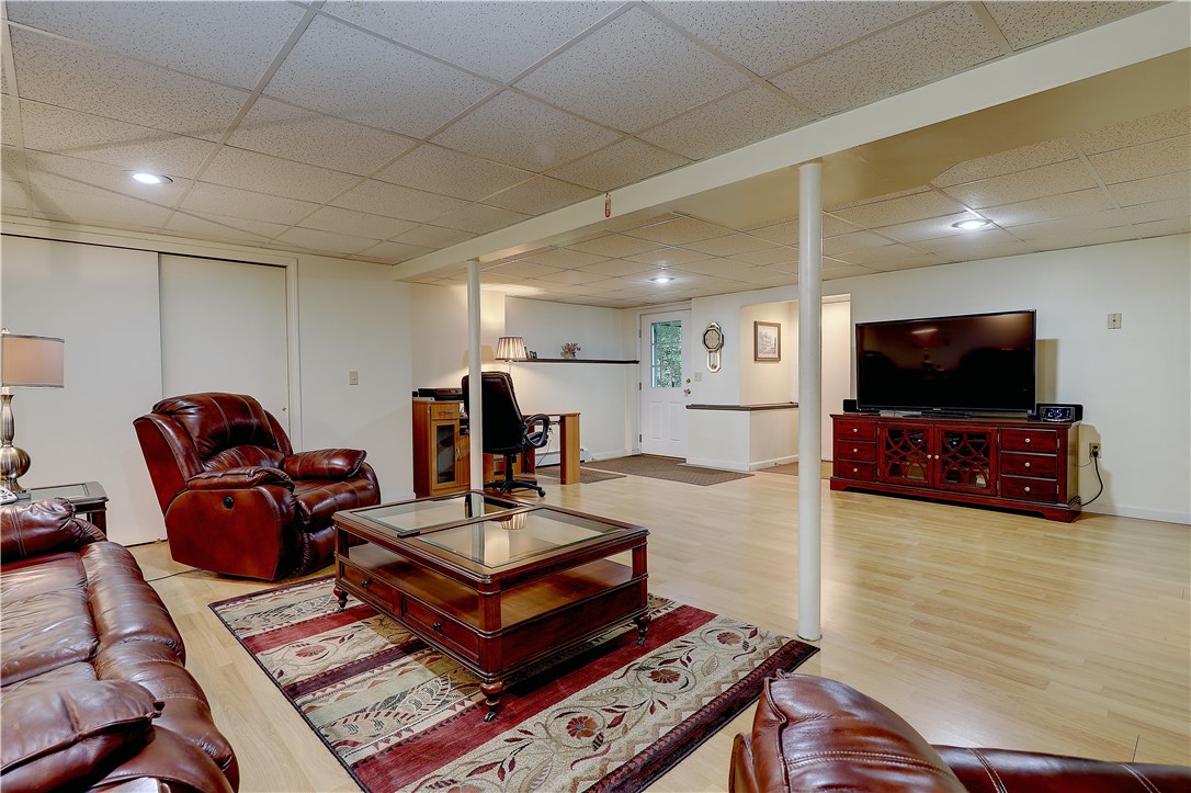 21 Cullen Hill Road Lincoln, RI 02865 - Photo 30 of 39