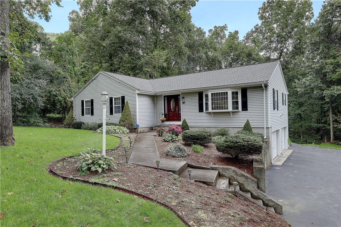 21 Cullen Hill Road Lincoln, RI 02865 - Photo 3 of 39