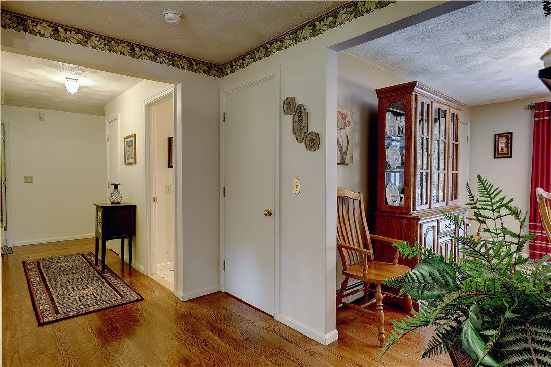 21 Cullen Hill Road Lincoln, RI 02865 - Photo 7 of 39