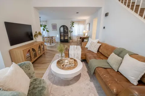 $989,000 | 11736 Avenida Anacapa, El Cajon, CA 92019