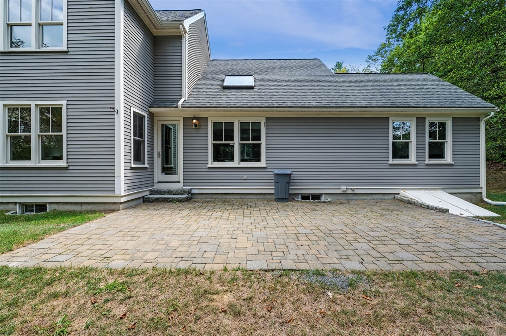 28 Sullivan Street Lexington, MA 02420 - Photo 2 of 35