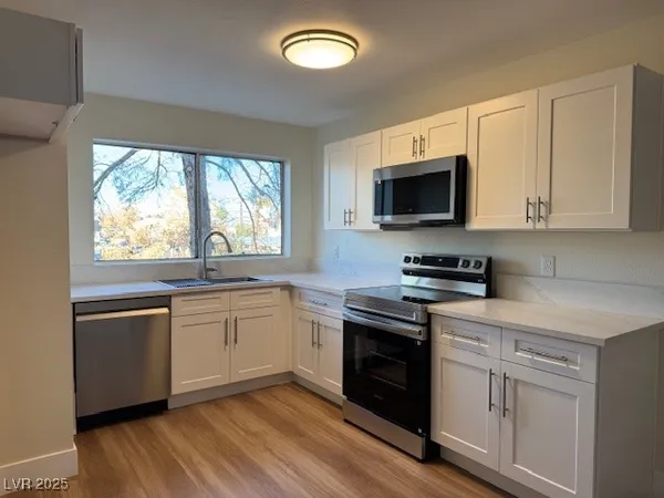 $169,900 | 3567 Arville Street, Unit 706B, Las Vegas, NV 89103