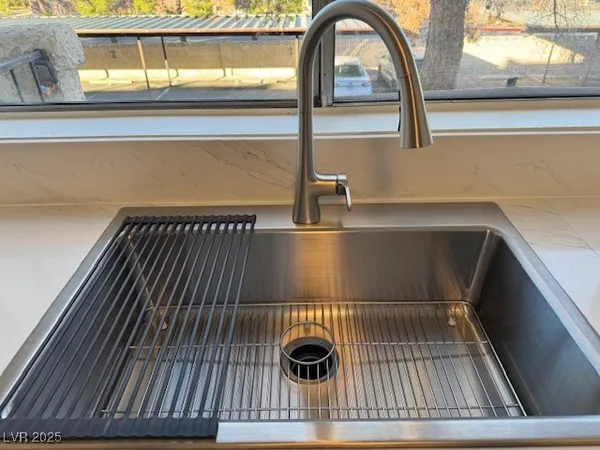 $169,900 | 3567 Arville Street, Unit 706B, Las Vegas, NV 89103