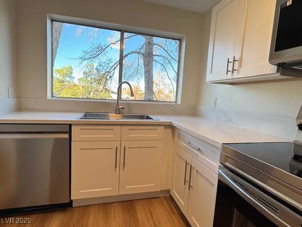 $169,900 | 3567 Arville Street, Unit 706B, Las Vegas, NV 89103