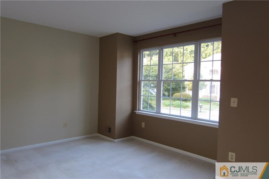 27 Yorktown Road Monmouth Junction, NJ 08852 - Photo 2 of 10 Gallery Image 2