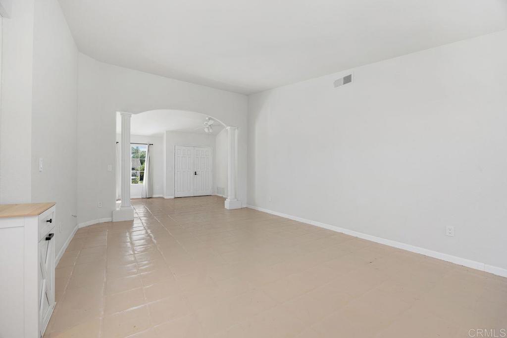 1402 Village View Road Encinitas, CA 92024 - Photo 15 of 38