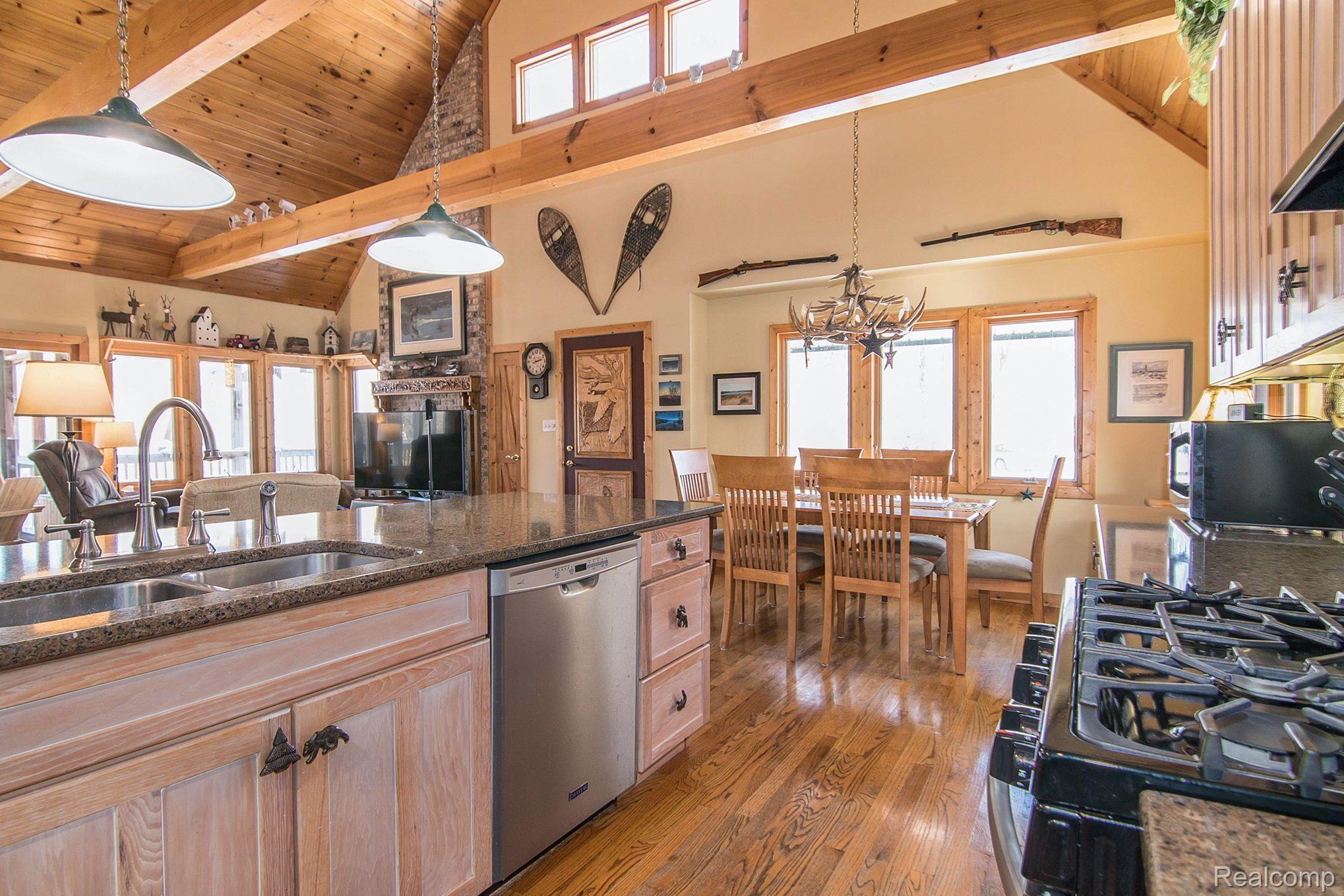 11160 Silver Lake Road Byron, MI 48418 - Photo 12 of 45 Kitchen