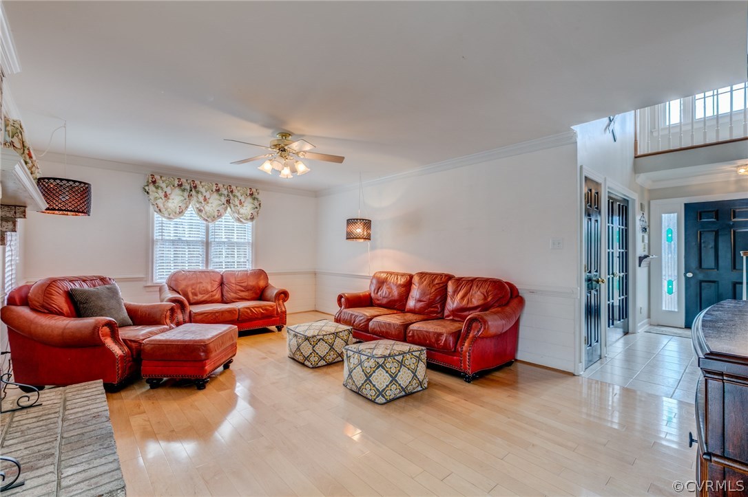 9501 Elkwood Road Midlothian, VA 23112 - Photo 11 of 22 Living room features Bella Wood flooring.