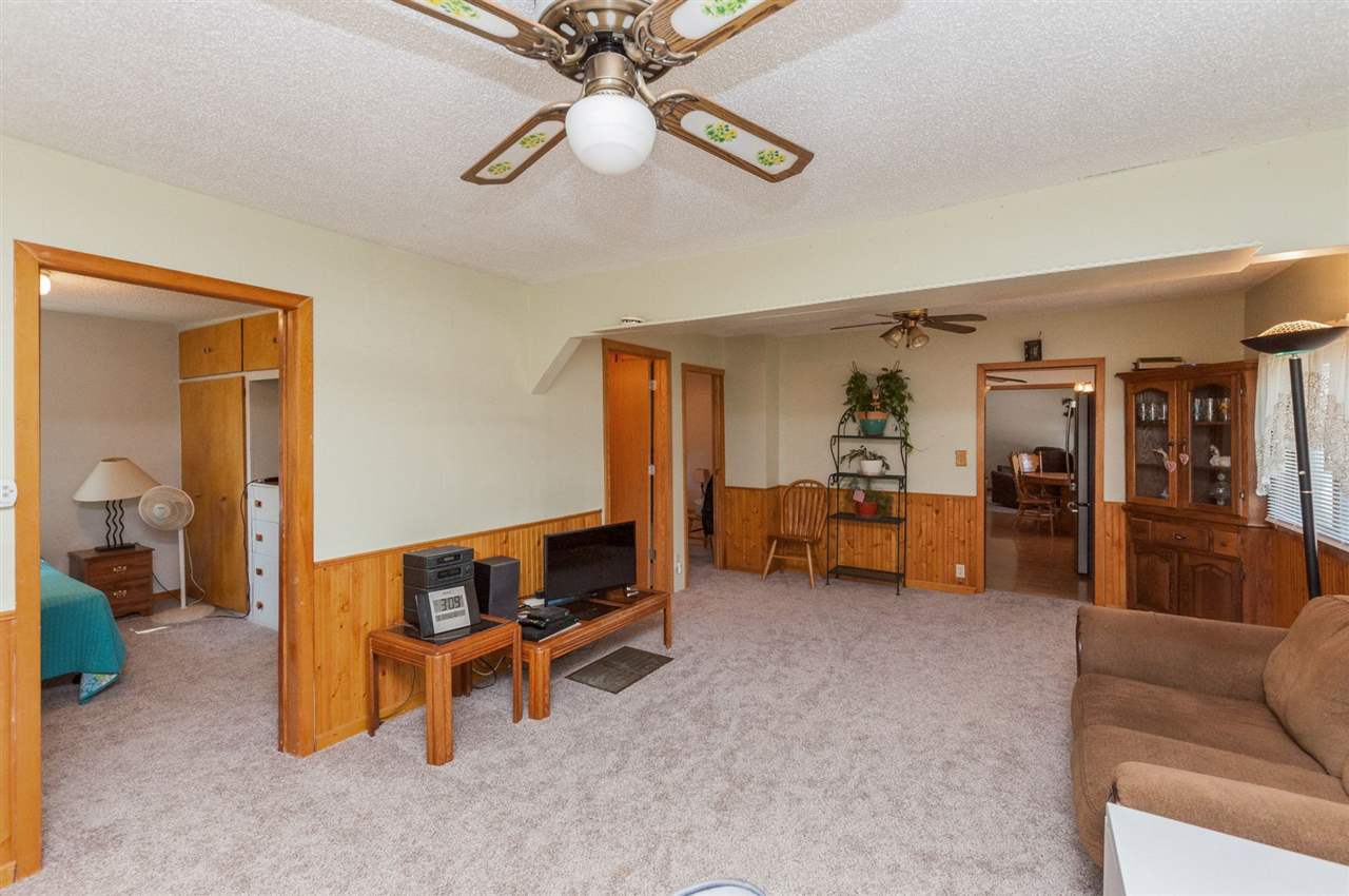 2230 Otis Road Southeast Cedar Rapids, IA 52403 - Photo 11 of 23 Gallery Image 11