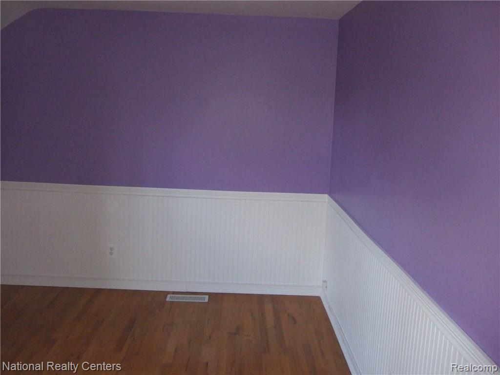16223 Riverside Street Livonia, MI 48154 - Photo 36 of 62