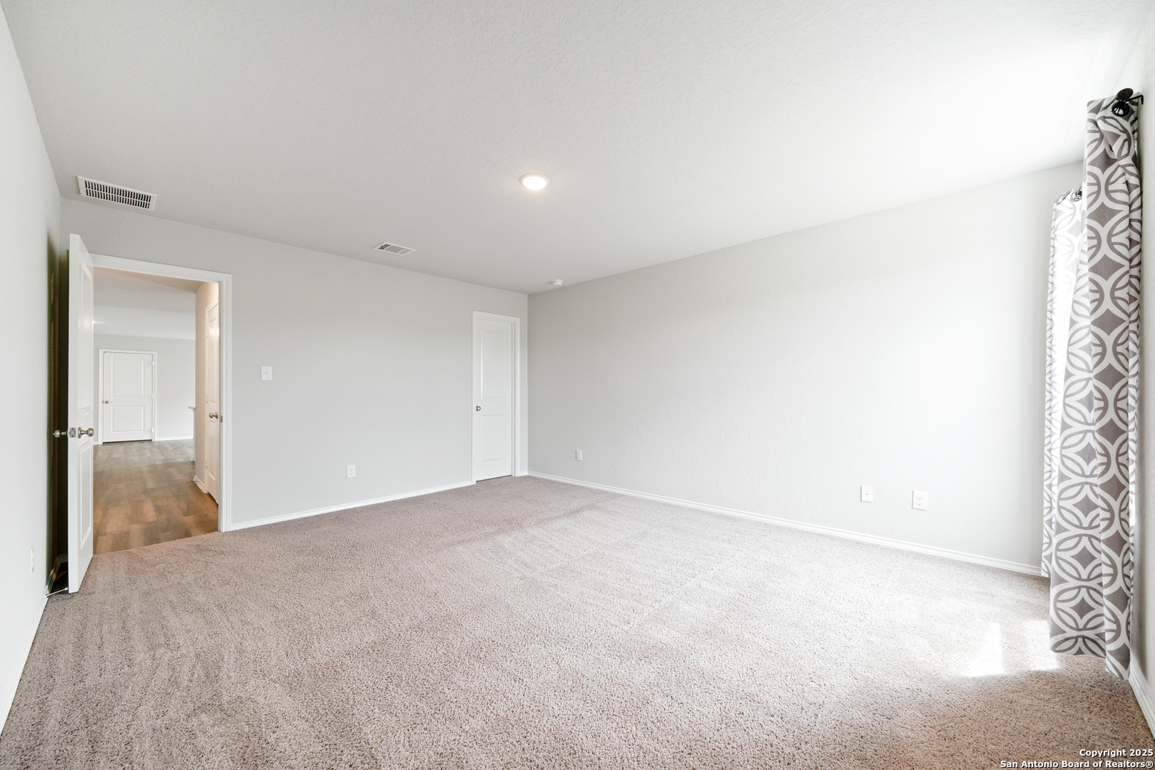 6534 Augustus Magee San Antonio, TX 78220 - Photo 16 of 25 a view of empty room