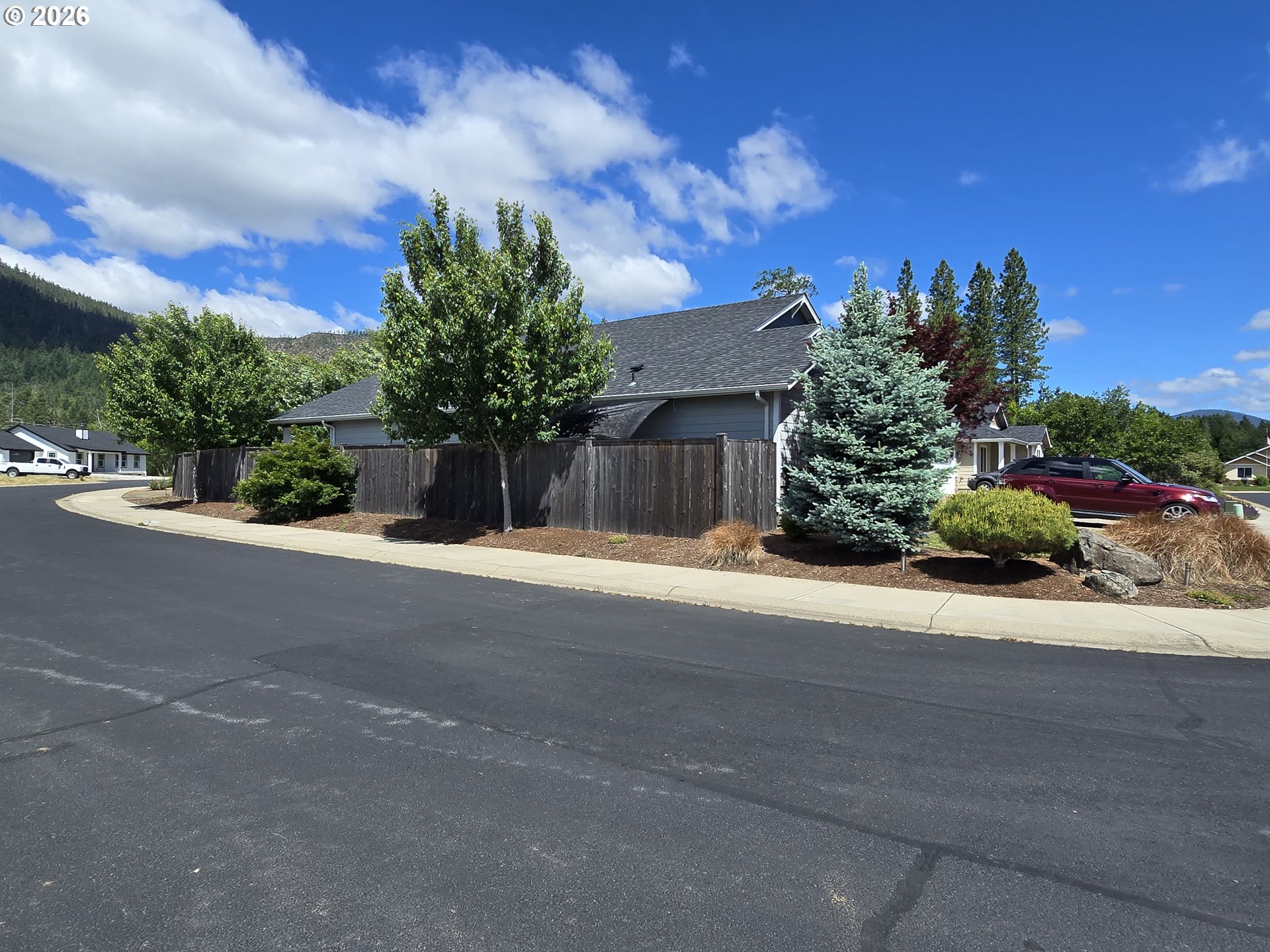 266 Retirement Lane Cave Junction, OR 97523 - Photo 2 of 44