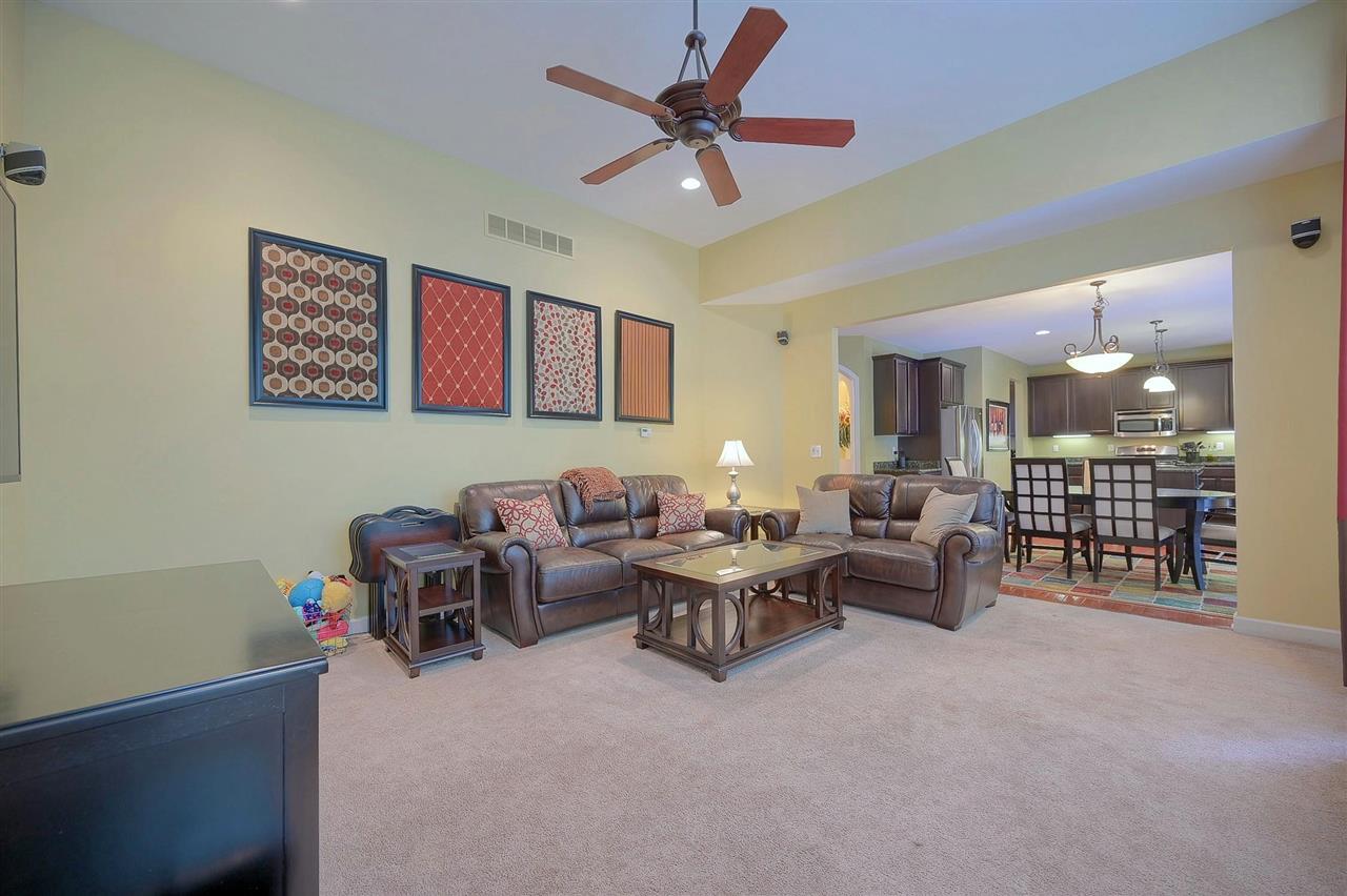 26967 Victoria Road Novi, MI 48374 - Photo 10 of 37