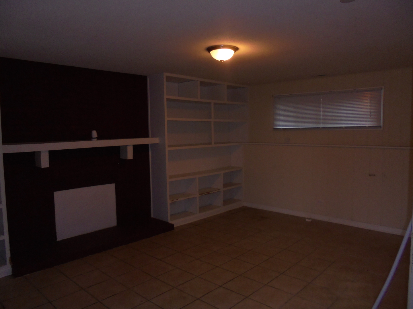 14 Oakview Road Matteson, IL 60443 - Photo 12 of 12 a view of walk in closet
