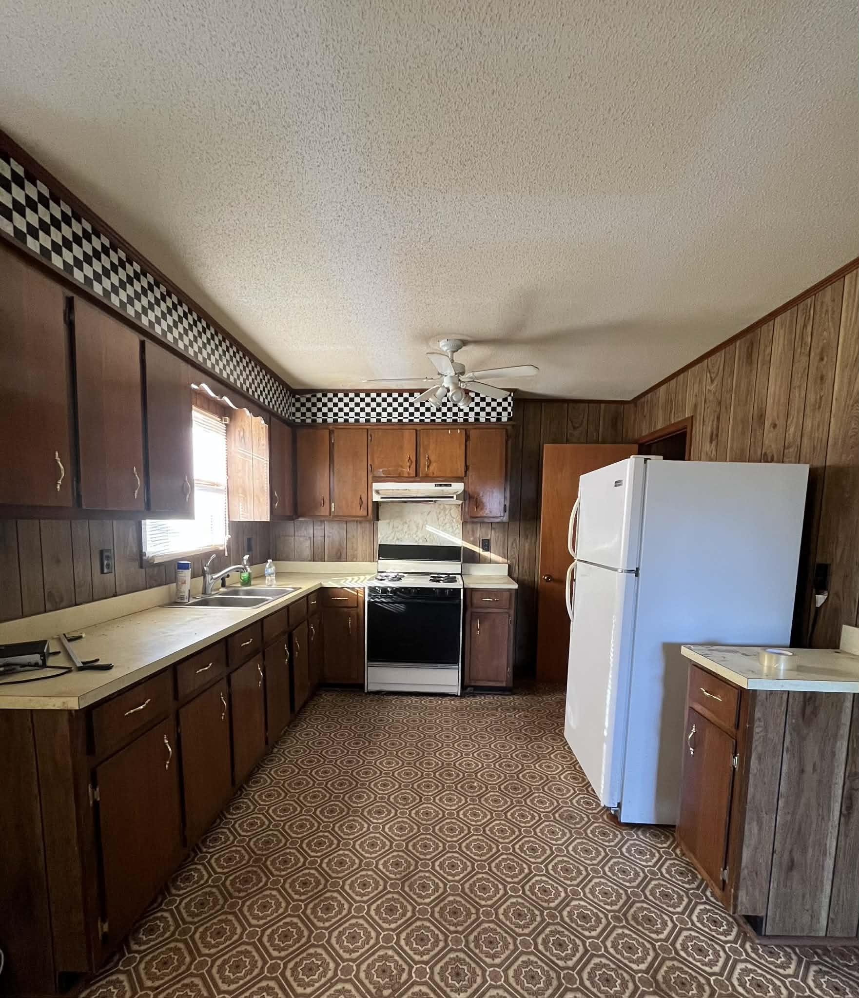 600 Hardy Avenue Bay Minette, AL 36507 - Photo 7 of 14 Kitchen