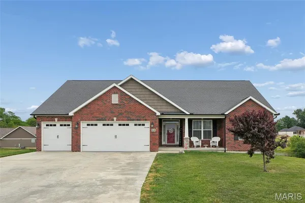 $599,900 | 816 Lakeview Crossing, Cape Girardeau, MO 63701