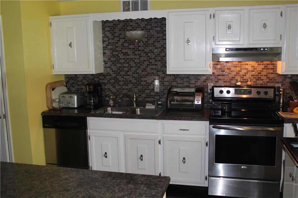 799 Weber Road Greenfield, IN 46140 - Photo 11 of 22 Gallery Image 11