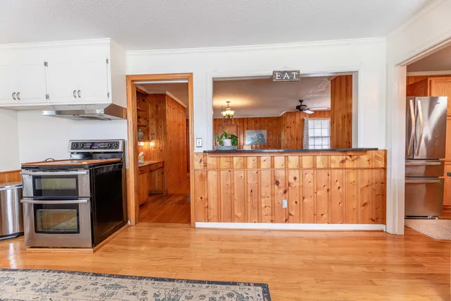 $279,900 | 319 East Hampton Street, Elloree, SC 29047