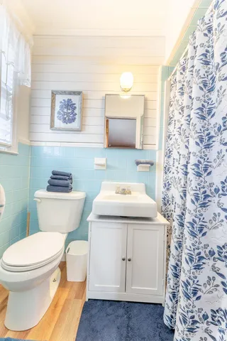 $279,900 | 319 East Hampton Street, Elloree, SC 29047