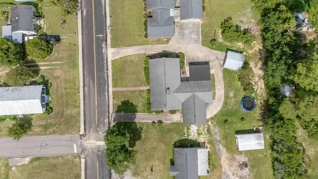 $279,900 | 319 East Hampton Street, Elloree, SC 29047