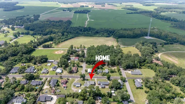 $279,900 | 319 East Hampton Street, Elloree, SC 29047