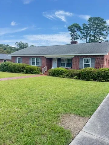 $279,900 | 319 East Hampton Street, Elloree, SC 29047