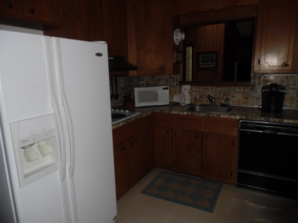 907 Point Road, Unit CHICKASAW POINT Westminster, SC 29693 - Photo 12 of 36 Gallery Image 12