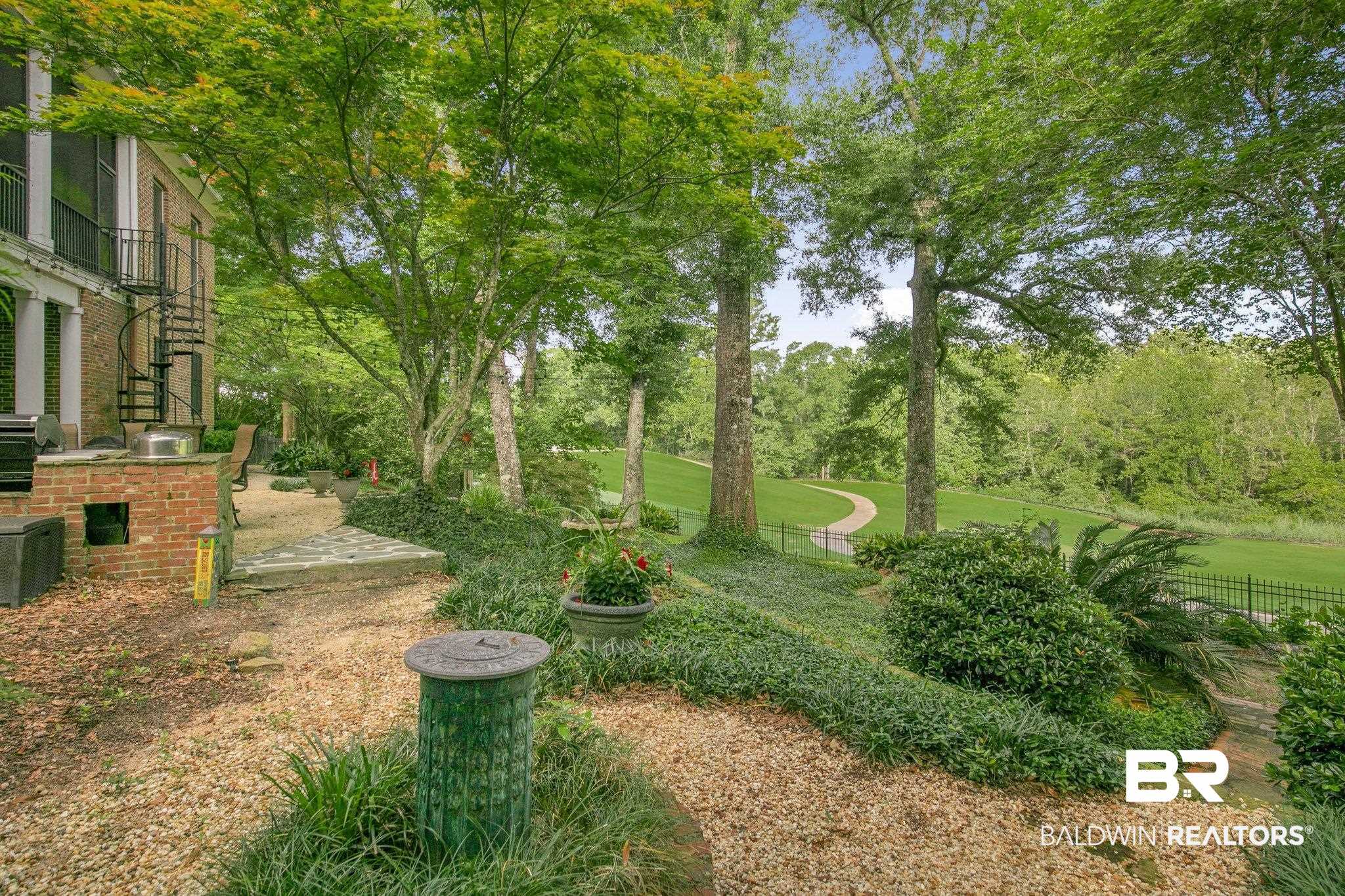 105 Crofton Court Fairhope, AL 36532 - Photo 6 of 50