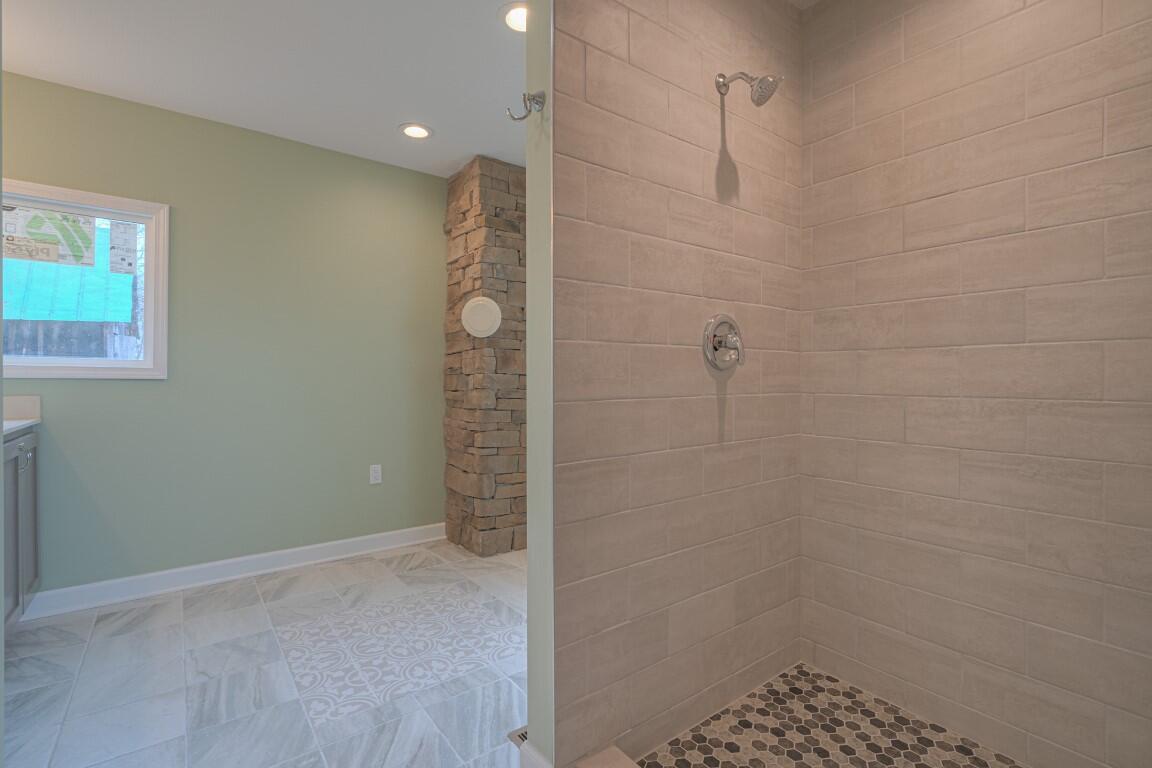 3090 Greenbriar Road Draper, VA 24324 - Photo 21 of 56 3090_Greenbriar_Web-16