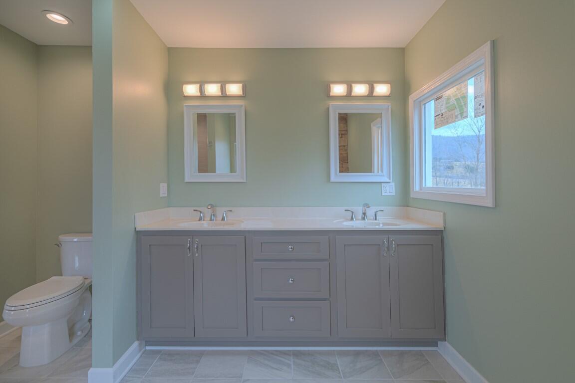 3090 Greenbriar Road Draper, VA 24324 - Photo 23 of 56 3090_Greenbriar_Web-18