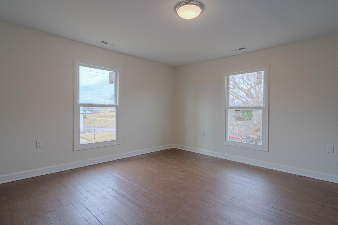 3090 Greenbriar Road Draper, VA 24324 - Photo 33 of 56 3090_Greenbriar_Web-37