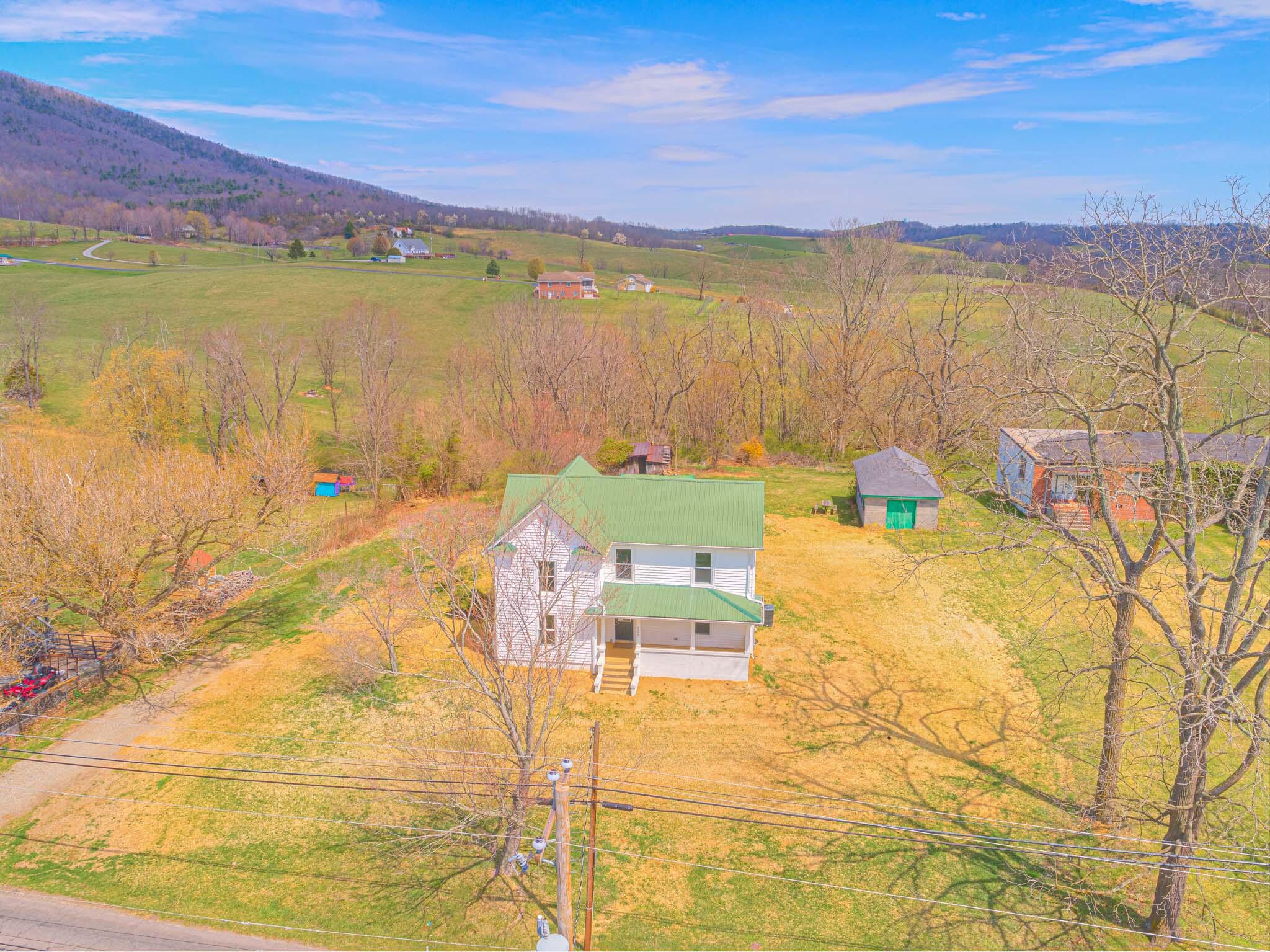 3090 Greenbriar Road Draper, VA 24324 - Photo 40 of 56 3090_Greenbriar2_Web-3