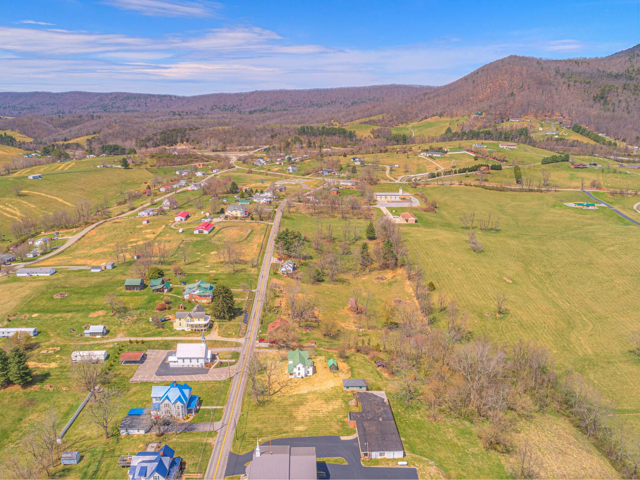 3090 Greenbriar Road Draper, VA 24324 - Photo 44 of 56 3090_Greenbriar2_Web-7