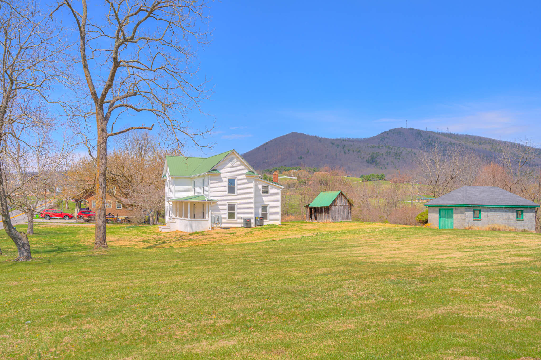 3090 Greenbriar Road Draper, VA 24324 - Photo 51 of 56 3090_Greenbriar2_Web-14
