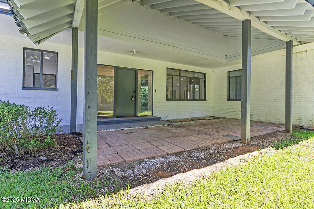 782 Wimbish Road Macon, GA 31210 - Photo 7 of 44 782-Wimbish-Rd-Porch