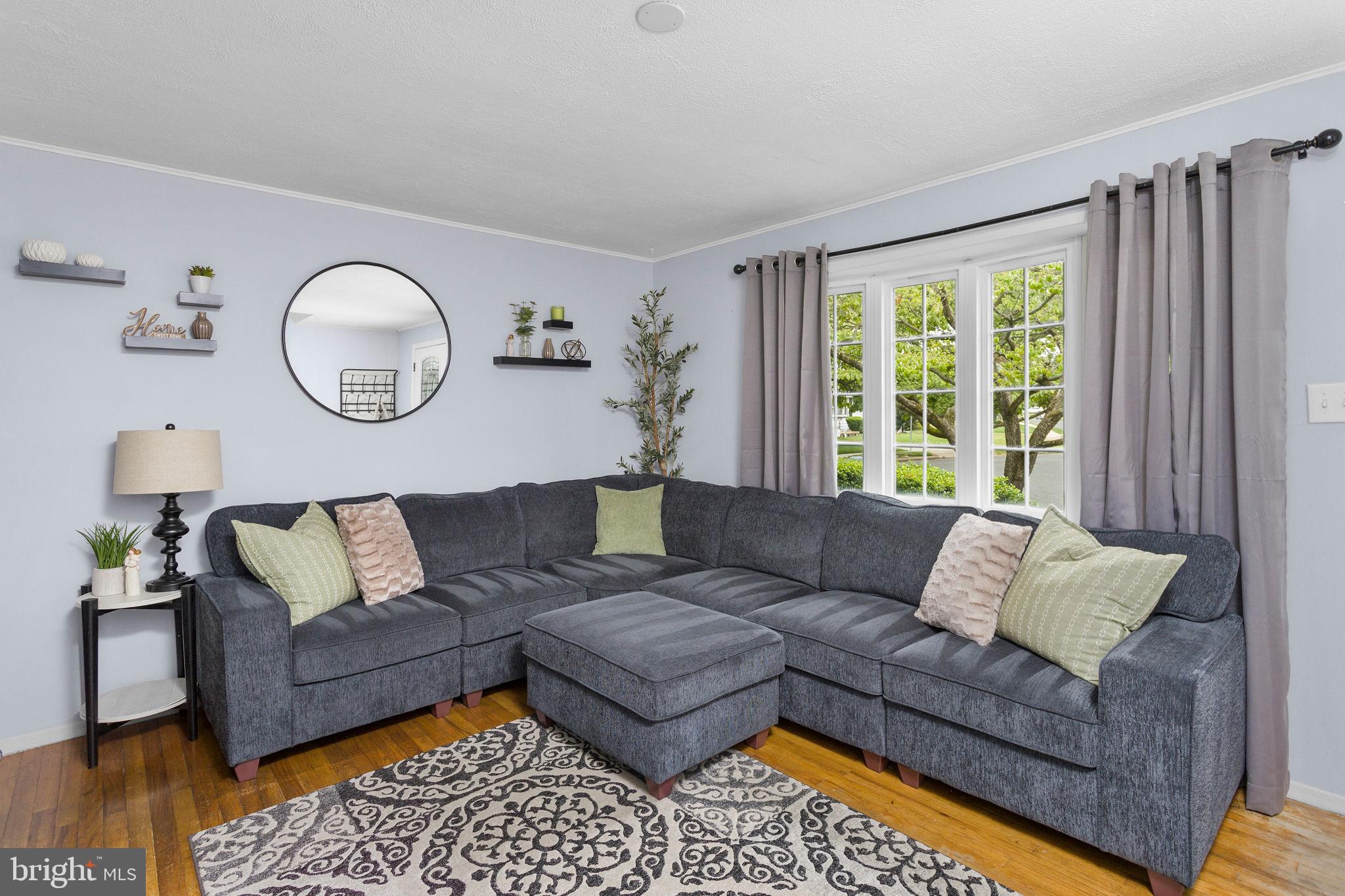 39 Benson Lane Hamilton, NJ 08610 - Photo 5 of 26