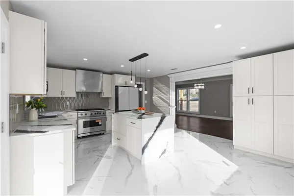 $1,279,000 | 7530 Spalding Lane, Atlanta, GA 30350
