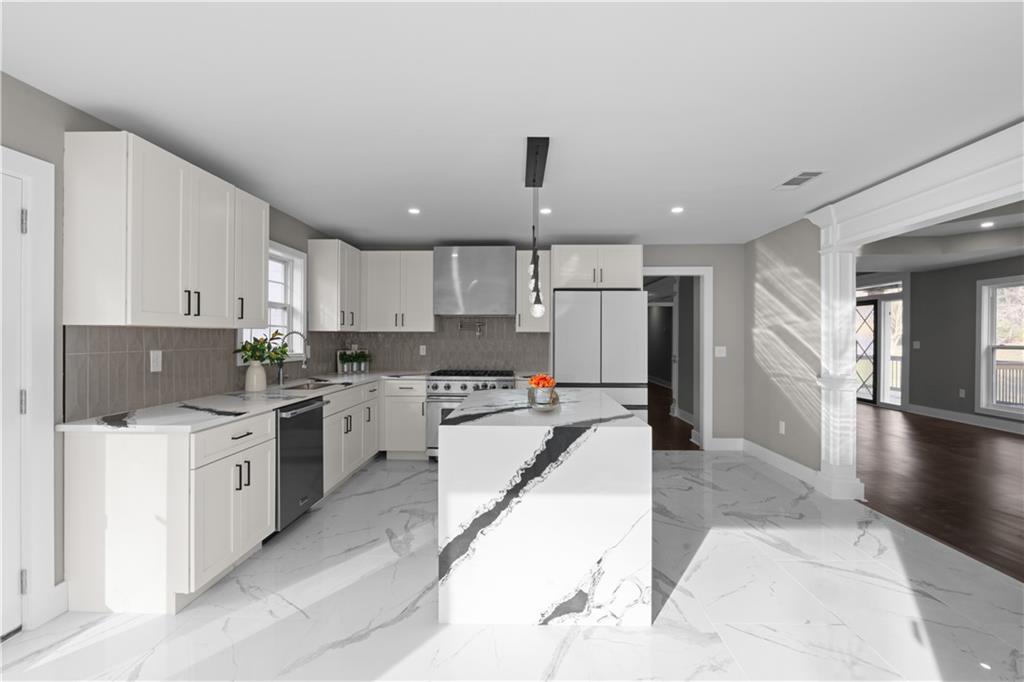 7530 Spalding Lane Atlanta, GA 30350 - Photo 15 of 61