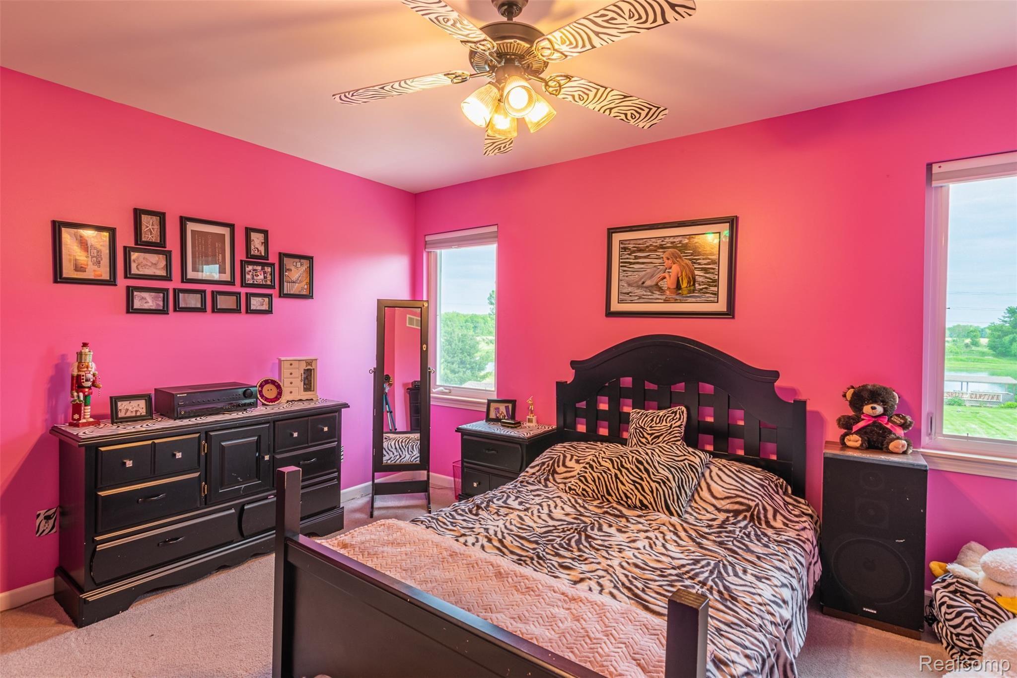 10151 Meskill Road Columbus, MI 48063 - Photo 25 of 39 Second upstairs bedroom.