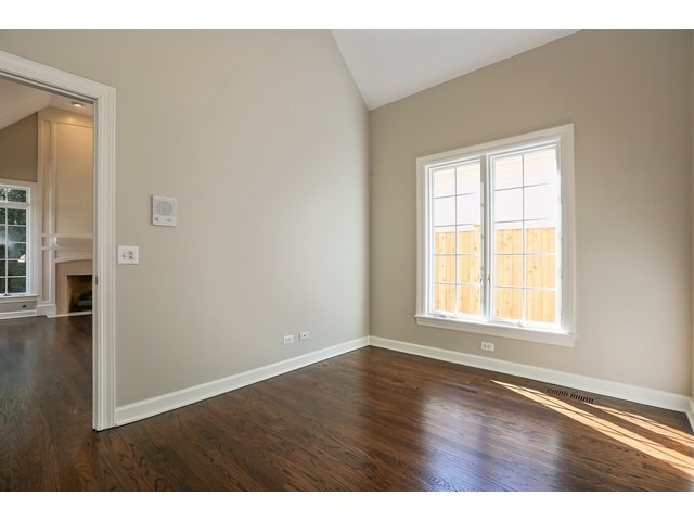 416 Ravine Road Hinsdale, IL 60521 - Photo 9 of 20