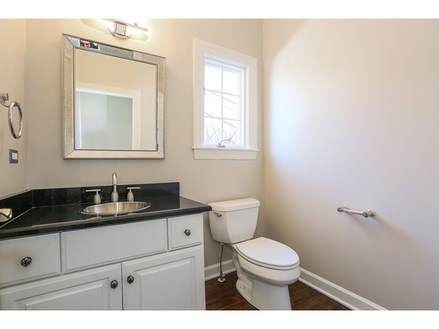 416 Ravine Road Hinsdale, IL 60521 - Photo 10 of 20